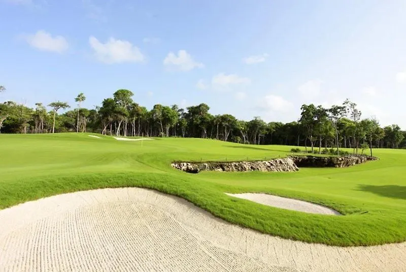 Bahia Principe & Golf Residences Tulum