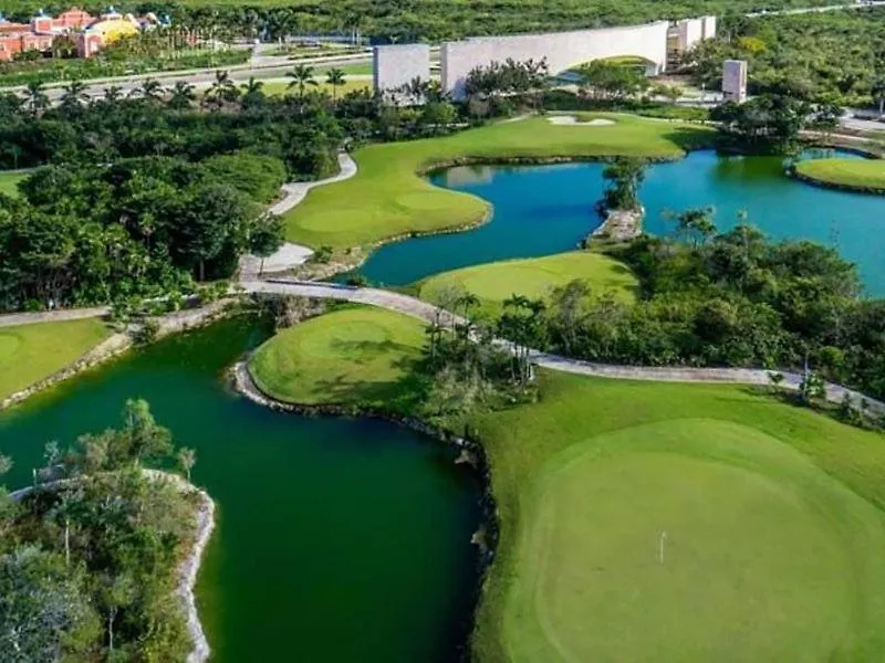 Bahia Principe & Golf Residences Tulum 0*,  Mexiko